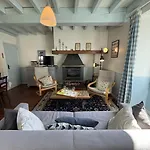 Chez Requenna