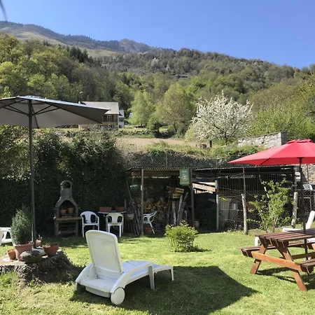 Semesterbostad Chez Requenna