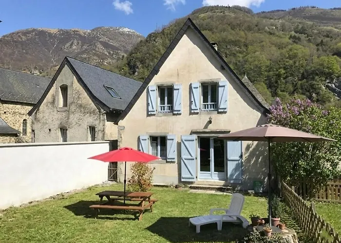 Dom wakacyjny Chez Requenna Borce